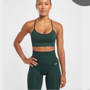 Empower Seamless AYBL Sports Bra M